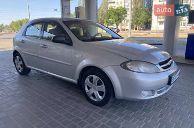 Хэтчбек Chevrolet Lacetti 2005 в Николаеве