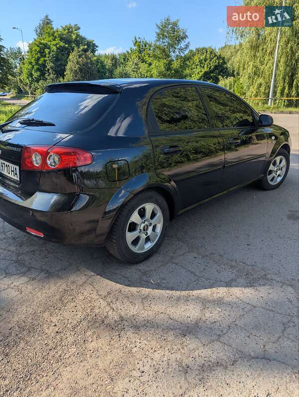 Хэтчбек Chevrolet Lacetti 2009 в Ровно