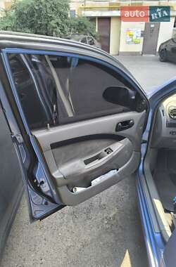 Хэтчбек Chevrolet Lacetti 2007 в 