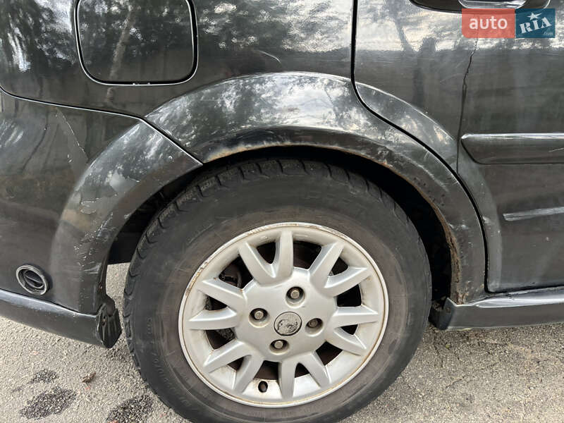 Хэтчбек Chevrolet Lacetti 2006 в Киеве