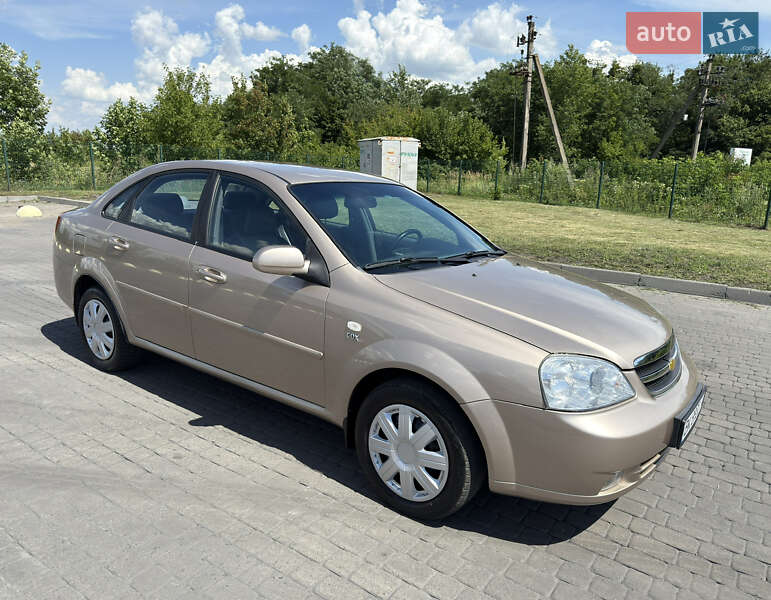 Седан Chevrolet Lacetti 2008 в Радивилове