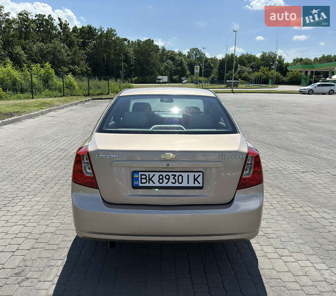 Седан Chevrolet Lacetti 2008 в Радивилове
