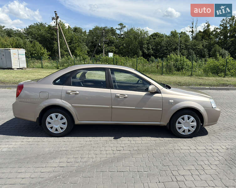 Седан Chevrolet Lacetti 2008 в Радивилове