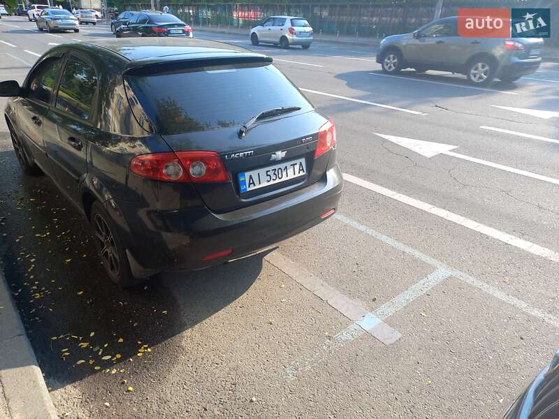 Хетчбек Chevrolet Lacetti 2006 в Софіївській Борщагівці фото 4 Хетчбек Chevrolet Lacetti 2006 в Софіївській Борщагівці