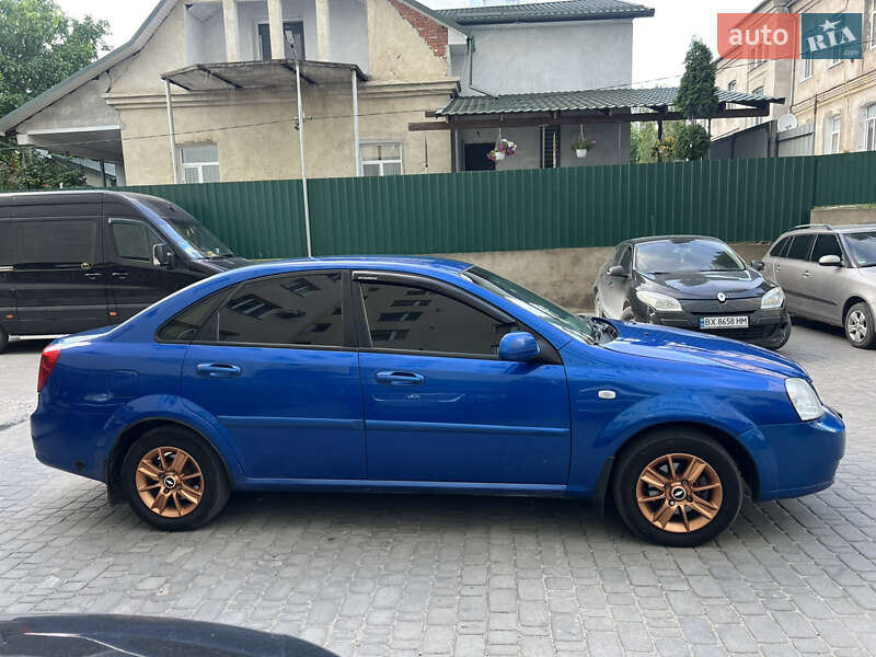 Седан Chevrolet Lacetti 2011 в Кам'янець-Подільському