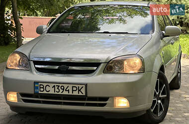 Седан Chevrolet Lacetti 2008 в Львове