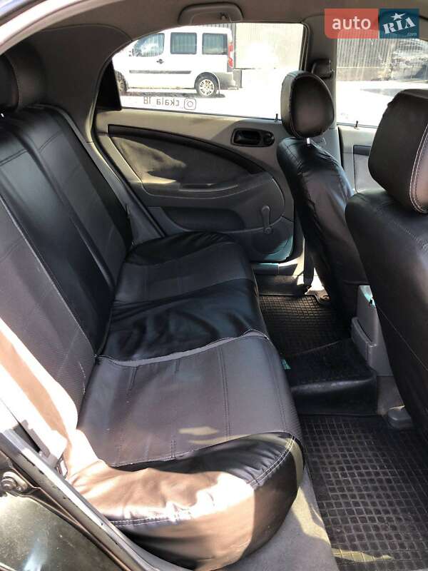 Хетчбек Chevrolet Lacetti 2008 в Обухові