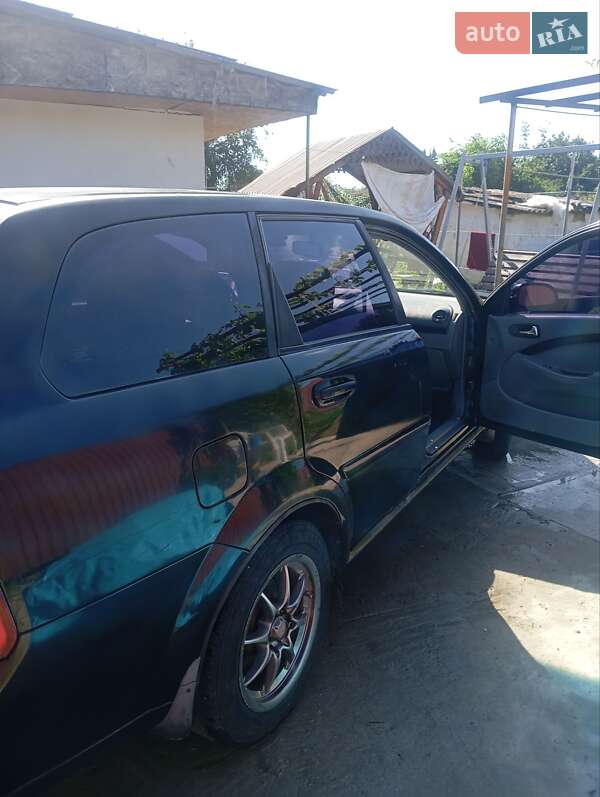 Универсал Chevrolet Lacetti 2004 в Калиновке фото 2 Универсал Chevrolet Lacetti 2004 в Калиновке