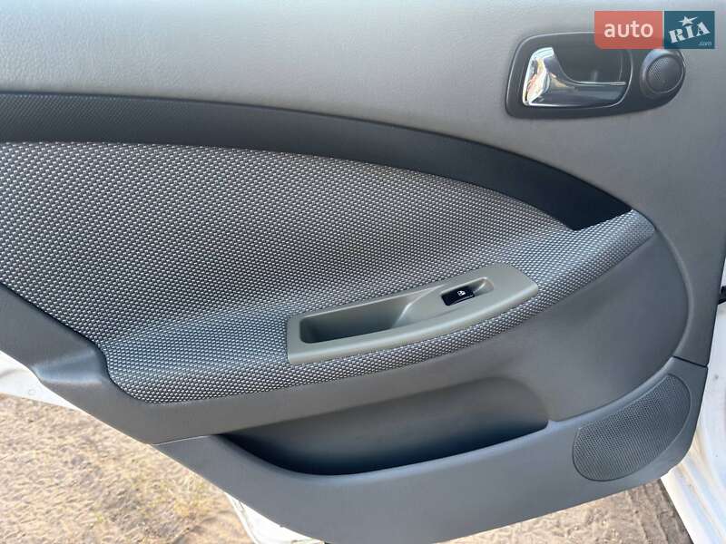 Хэтчбек Chevrolet Lacetti 2009 в Ахтырке