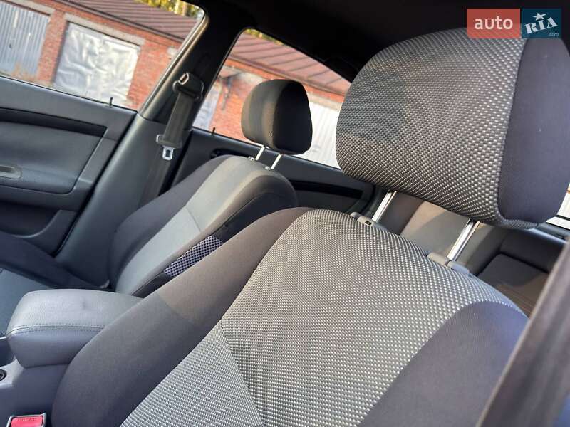 Хэтчбек Chevrolet Lacetti 2009 в Ахтырке