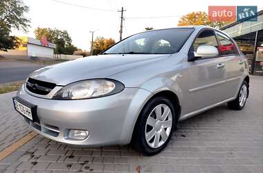 Хетчбек Chevrolet Lacetti 2005 в Первомайську
