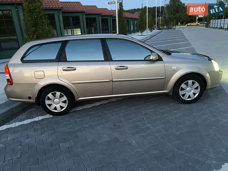 Универсал Chevrolet Lacetti 2007 в Киеве