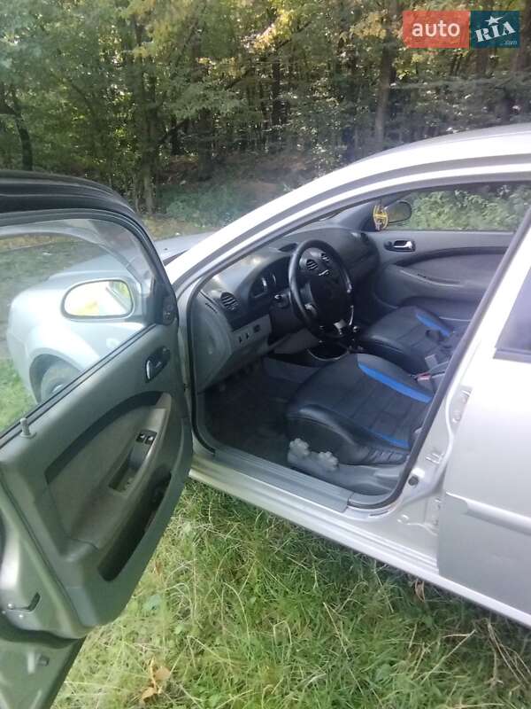 Універсал Chevrolet Lacetti 2008 в Ужгороді
