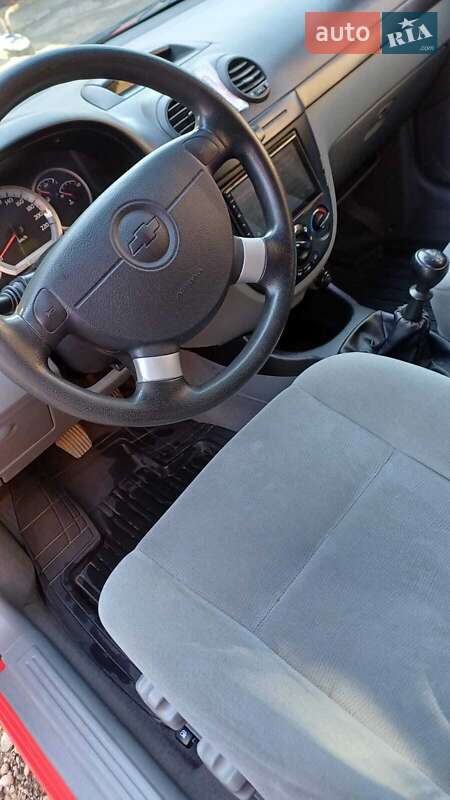 Хетчбек Chevrolet Lacetti 2006 в Хмельницькому фото 11 Хетчбек Chevrolet Lacetti 2006 в Хмельницькому
