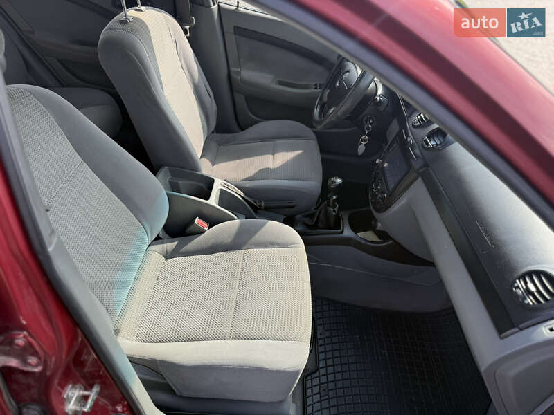 Хэтчбек Chevrolet Lacetti 2007 в Жовкве