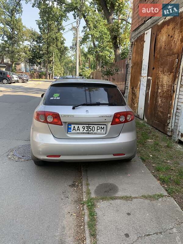 Хетчбек Chevrolet Lacetti 2005 в Києві