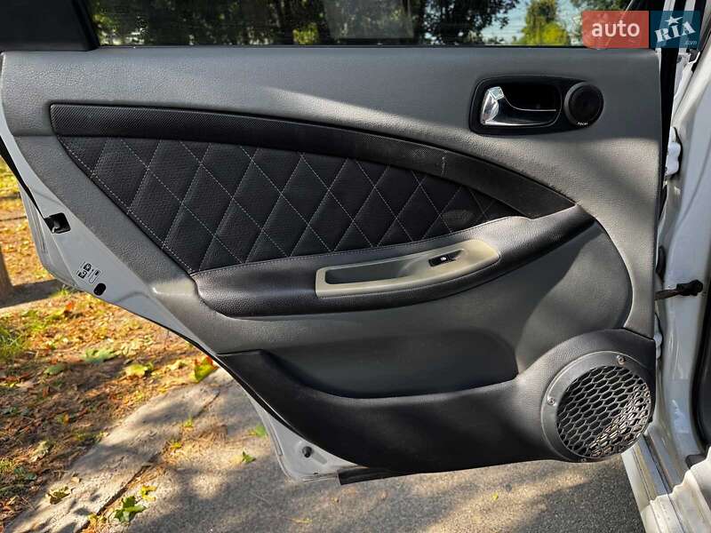 Хэтчбек Chevrolet Lacetti 2008 в Киеве фото 21 Хэтчбек Chevrolet Lacetti 2008 в Киеве