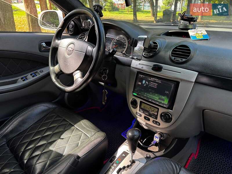 Хэтчбек Chevrolet Lacetti 2008 в Киеве фото 27 Хэтчбек Chevrolet Lacetti 2008 в Киеве
