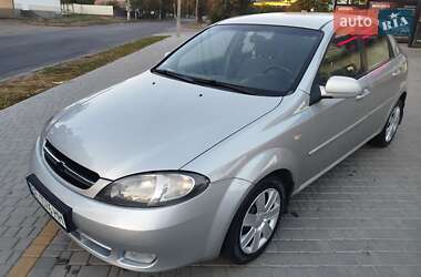 Хэтчбек Chevrolet Lacetti 2005 в Первомайске