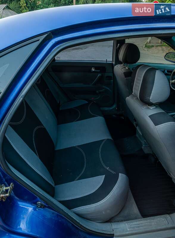 Седан Chevrolet Lacetti 2005 в Вольногорске фото 12 Седан Chevrolet Lacetti 2005 в Вольногорске