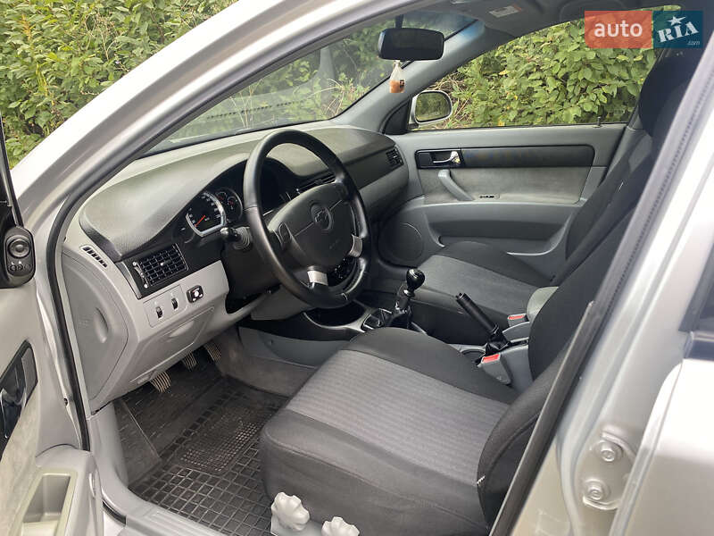 Седан Chevrolet Lacetti 2012 в Березане