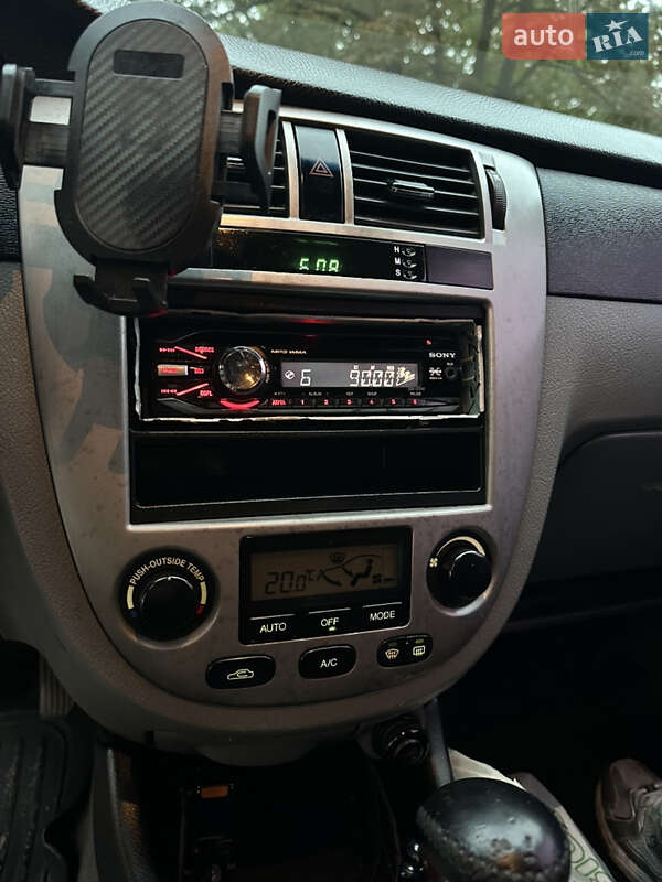 Седан Chevrolet Lacetti 2006 в Львове