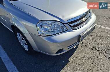 Универсал Chevrolet Lacetti 2008 в  фото 2 Универсал Chevrolet Lacetti 2008 в