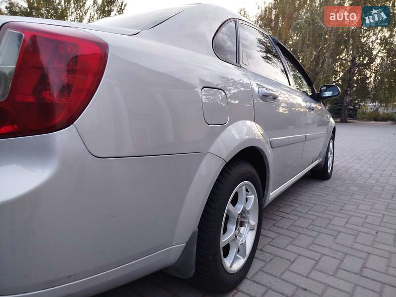 Седан Chevrolet Lacetti 2005 в Запорожье фото 10 Седан Chevrolet Lacetti 2005 в Запорожье