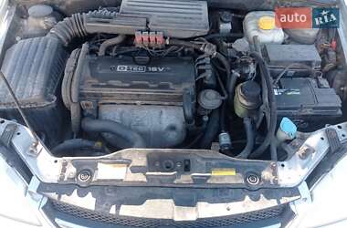 Универсал Chevrolet Lacetti 2006 в  фото 6 Универсал Chevrolet Lacetti 2006 в