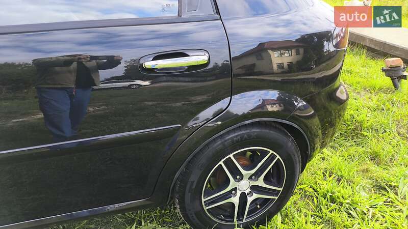 Хэтчбек Chevrolet Lacetti 2008 в Ужгороде