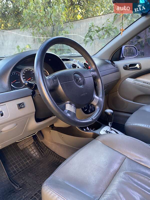 Хэтчбек Chevrolet Lacetti 2005 в Хусте фото 9 Хэтчбек Chevrolet Lacetti 2005 в Хусте