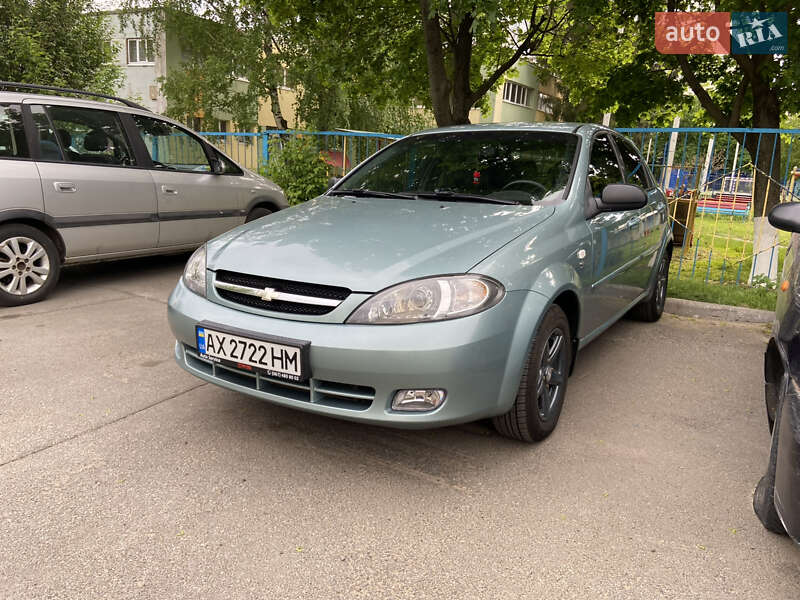 Хэтчбек Chevrolet Lacetti 2008 в Харькове