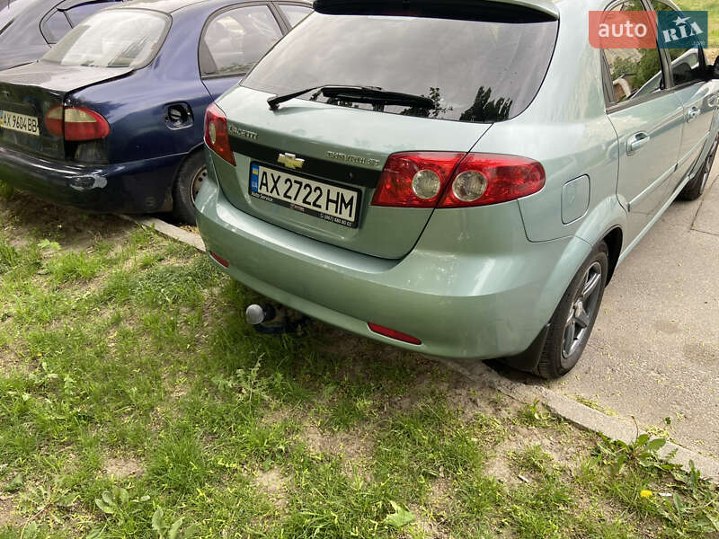Хэтчбек Chevrolet Lacetti 2008 в Харькове