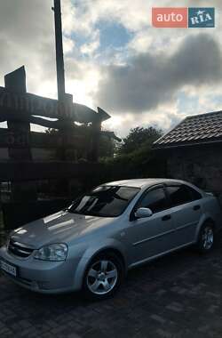 Седан Chevrolet Lacetti 2005 в Волочиске