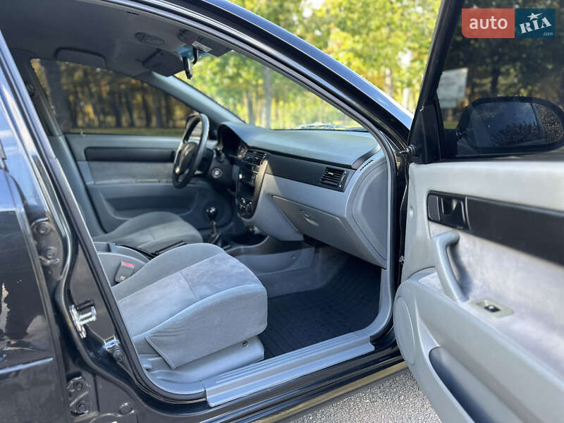 Седан Chevrolet Lacetti 2008 в Умани