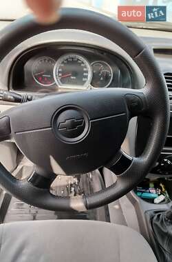 Универсал Chevrolet Lacetti 2006 в  фото 11 Универсал Chevrolet Lacetti 2006 в