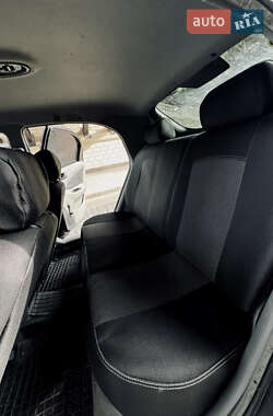 Хэтчбек Chevrolet Lacetti 2005 в  фото 10 Хэтчбек Chevrolet Lacetti 2005 в