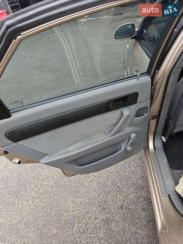 Седан Chevrolet Lacetti 2005 в Києві