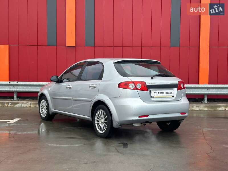 Хетчбек Chevrolet Lacetti 2005 в Києві