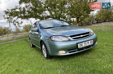 Хэтчбек Chevrolet Lacetti 2006 в Николаеве
