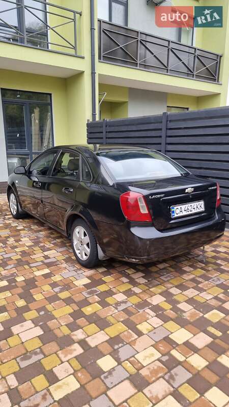 Седан Chevrolet Lacetti 2004 в Киеве