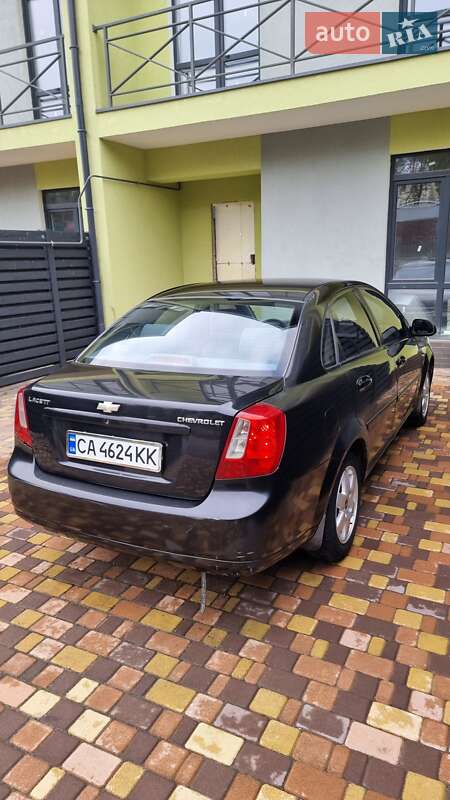 Седан Chevrolet Lacetti 2004 в Киеве