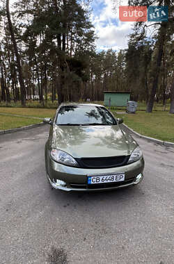 Хетчбек Chevrolet Lacetti 2004 в Чернігові