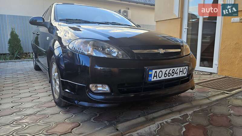 Хетчбек Chevrolet Lacetti 2007 в Ужгороді