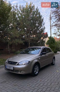 Хэтчбек Chevrolet Lacetti 2008 в Запорожье