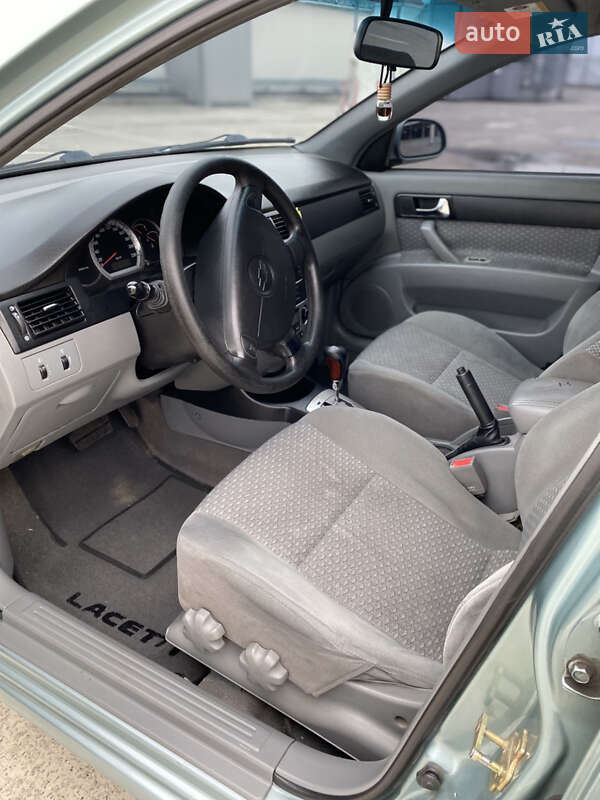Седан Chevrolet Lacetti 2005 в Києві