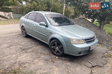 Седан Chevrolet Lacetti 2004 в Кривом Роге