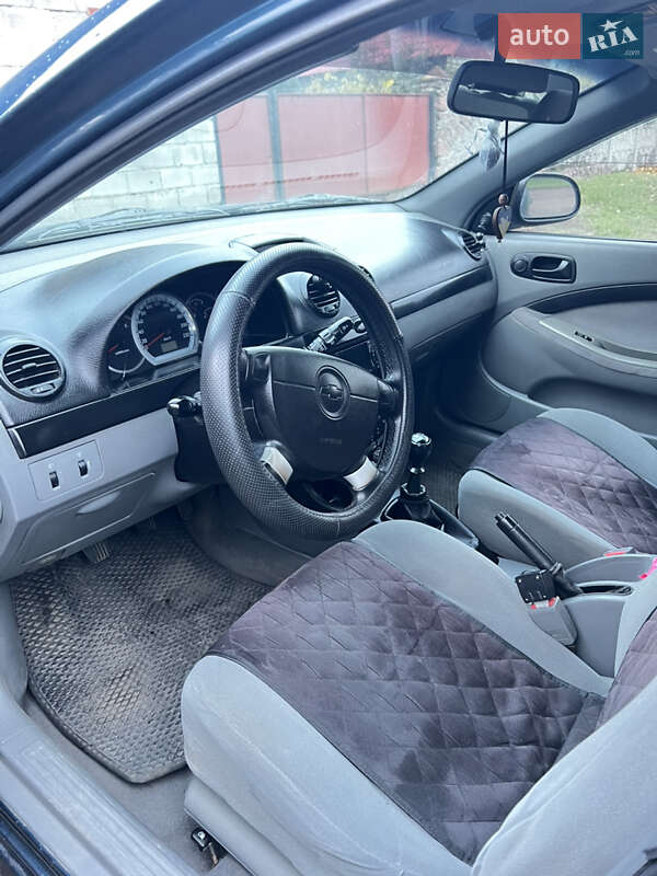 Хэтчбек Chevrolet Lacetti 2007 в Новоукраинке фото 5 Хэтчбек Chevrolet Lacetti 2007 в Новоукраинке
