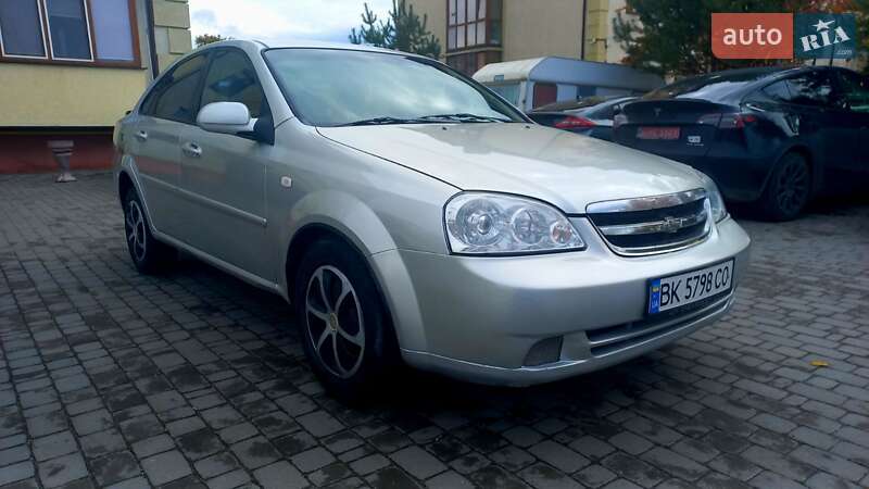 Седан Chevrolet Lacetti 2004 в Ровно фото 6 Седан Chevrolet Lacetti 2004 в Ровно