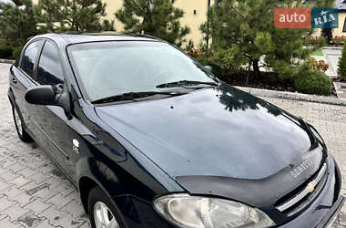 Хетчбек Chevrolet Lacetti 2007 в  фото 5 Хетчбек Chevrolet Lacetti 2007 в
